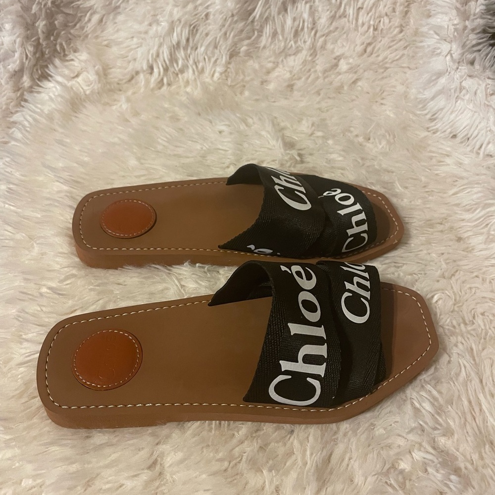 Chloe Logo Slide Sandal - Picture 3 of 6